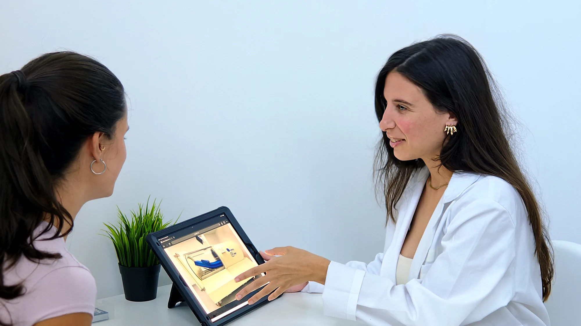 Consulta de medicina estética de ADH Clinic en Oleiros