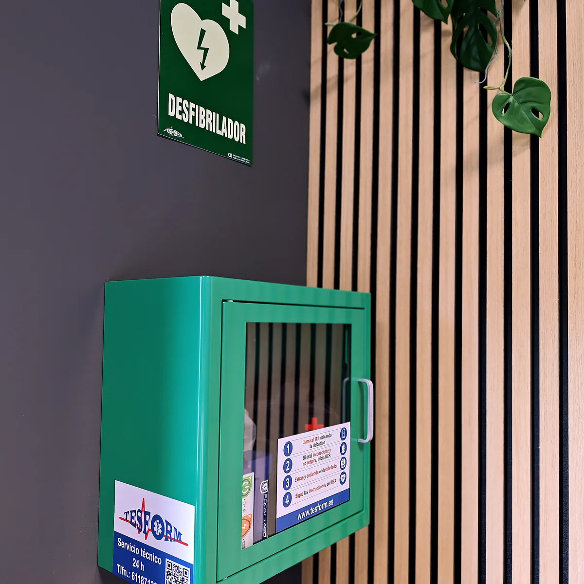 Desfibrilador externo de ADH Clinic