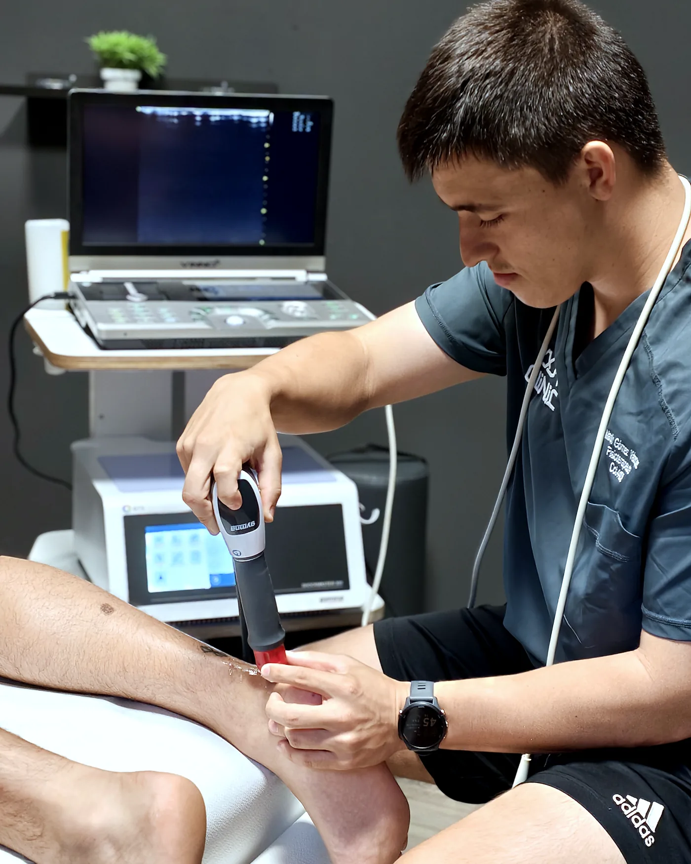 Ondas de choque radiales en fisioterapia, ADH Clinic Oleiros